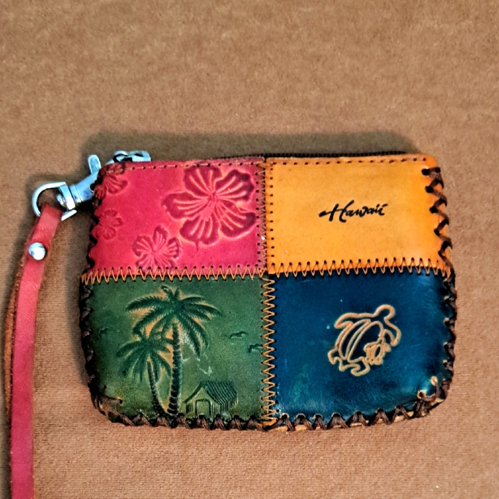 Embossed Leather Hawaii Clutch Purse Wristlet